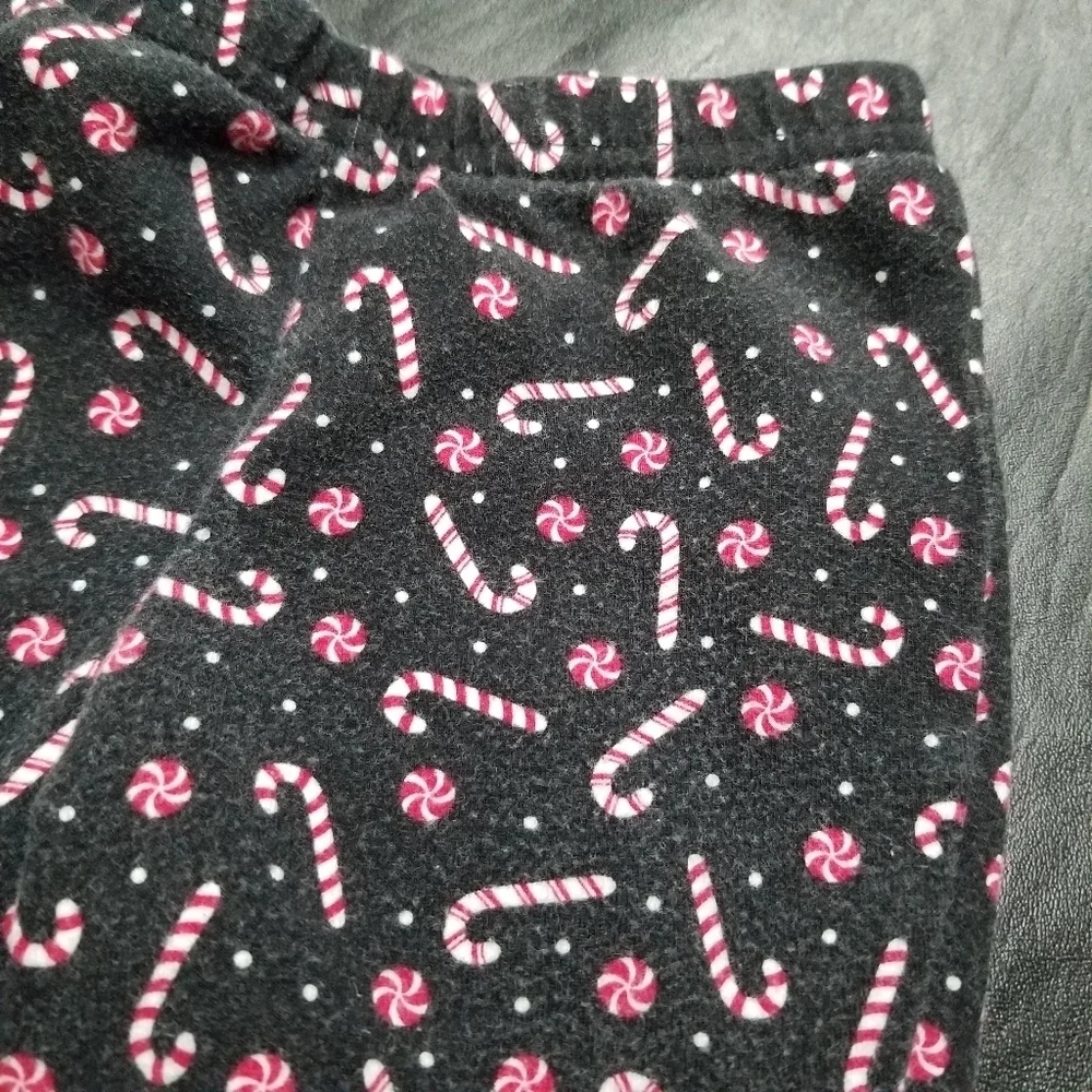 2 piece black long sleeve & candy cane ruffle leggings Christmas outfit 12 mo
